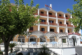 Гостиница Hotel Talao  Шалеа